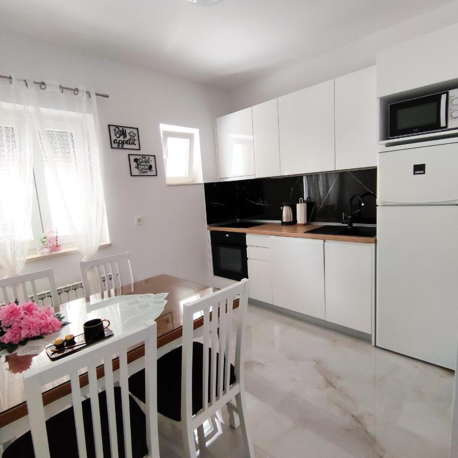 Apartman Rivana Baska Voda Exterior photo